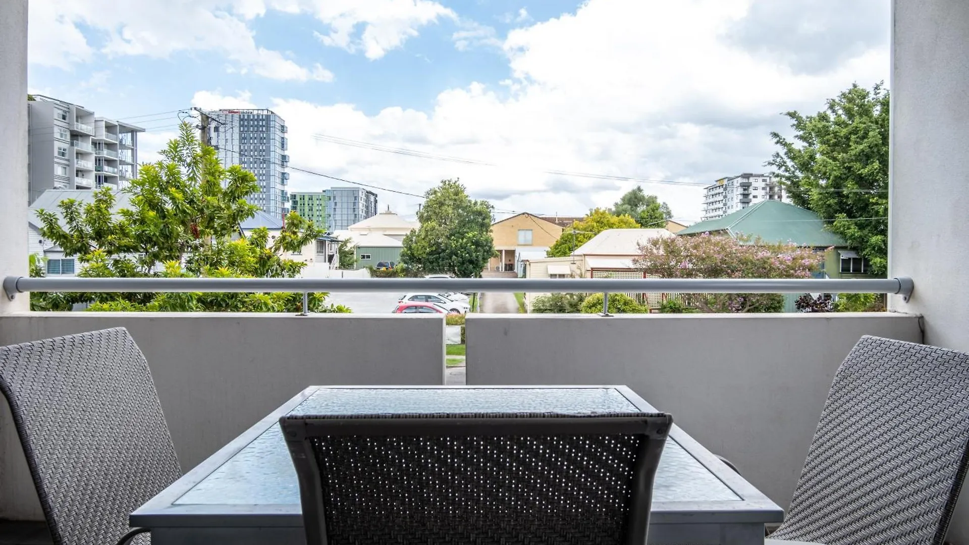 Hotel C Woolloongabba Brisbane Apartment